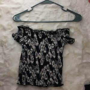 Gorgeous floral off the shoulder crop top.